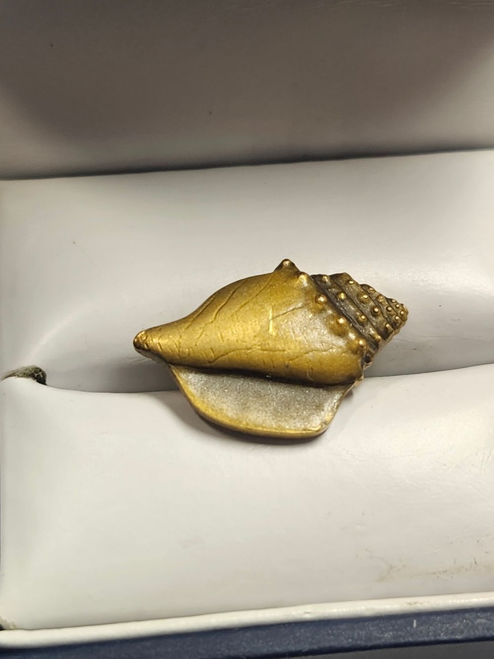 1/5 10K CTO Seashell Lapel Pin Gold Filled Conch Shell